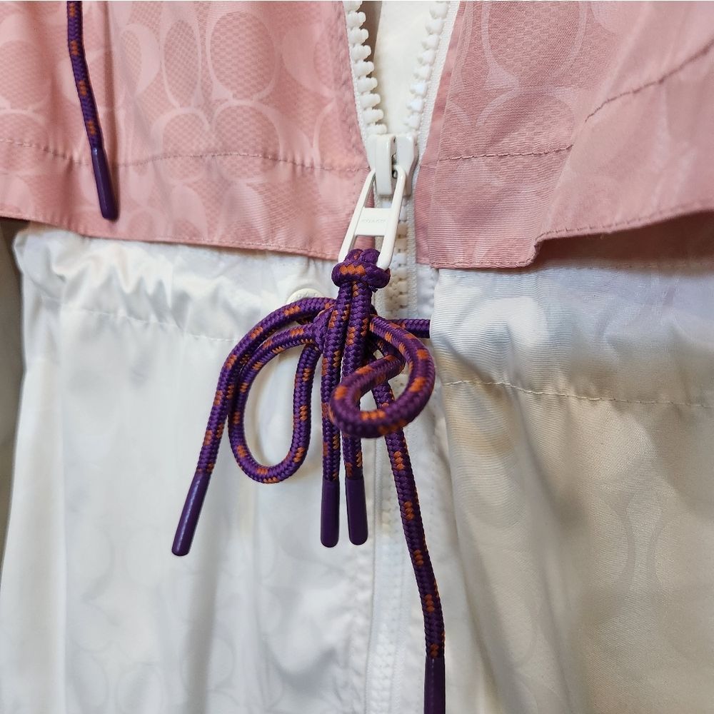NWT COACH pink signature sporty rain jacket - Picture 3 of 8